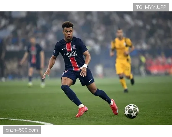 巴黎前场逼抢体系下杜埃替补奇兵作用凸显 巴黎前场逼抢体系下杜埃替补奇兵作用凸显